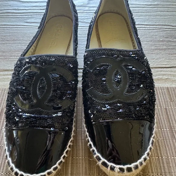 Chanel black sequin espadrilles - Picture 2 of 4